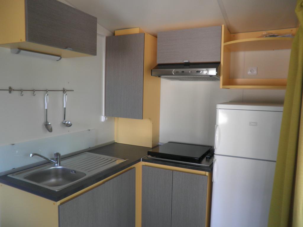 Camping Les Chenes Chauzon 外观 照片