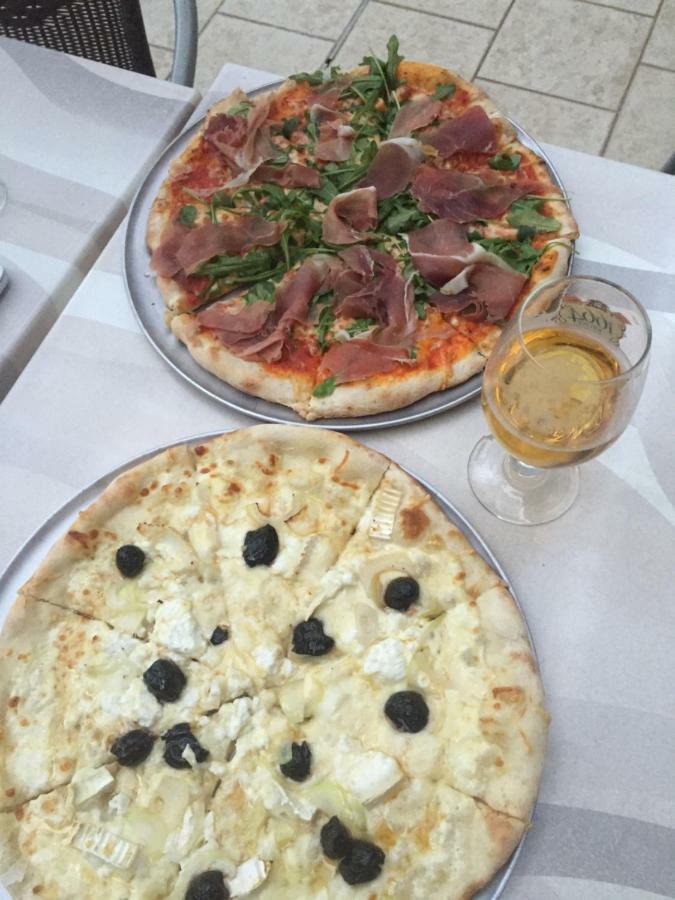 Camping Les Chenes Chauzon 外观 照片